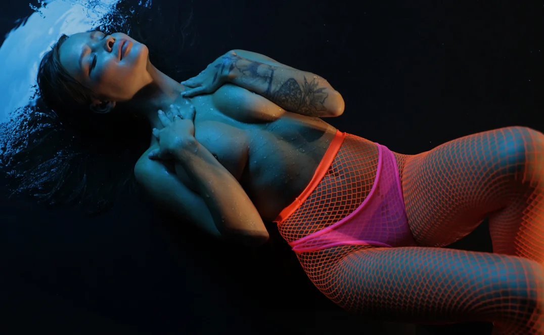 Sensual Neon: Explore Passionate Stories