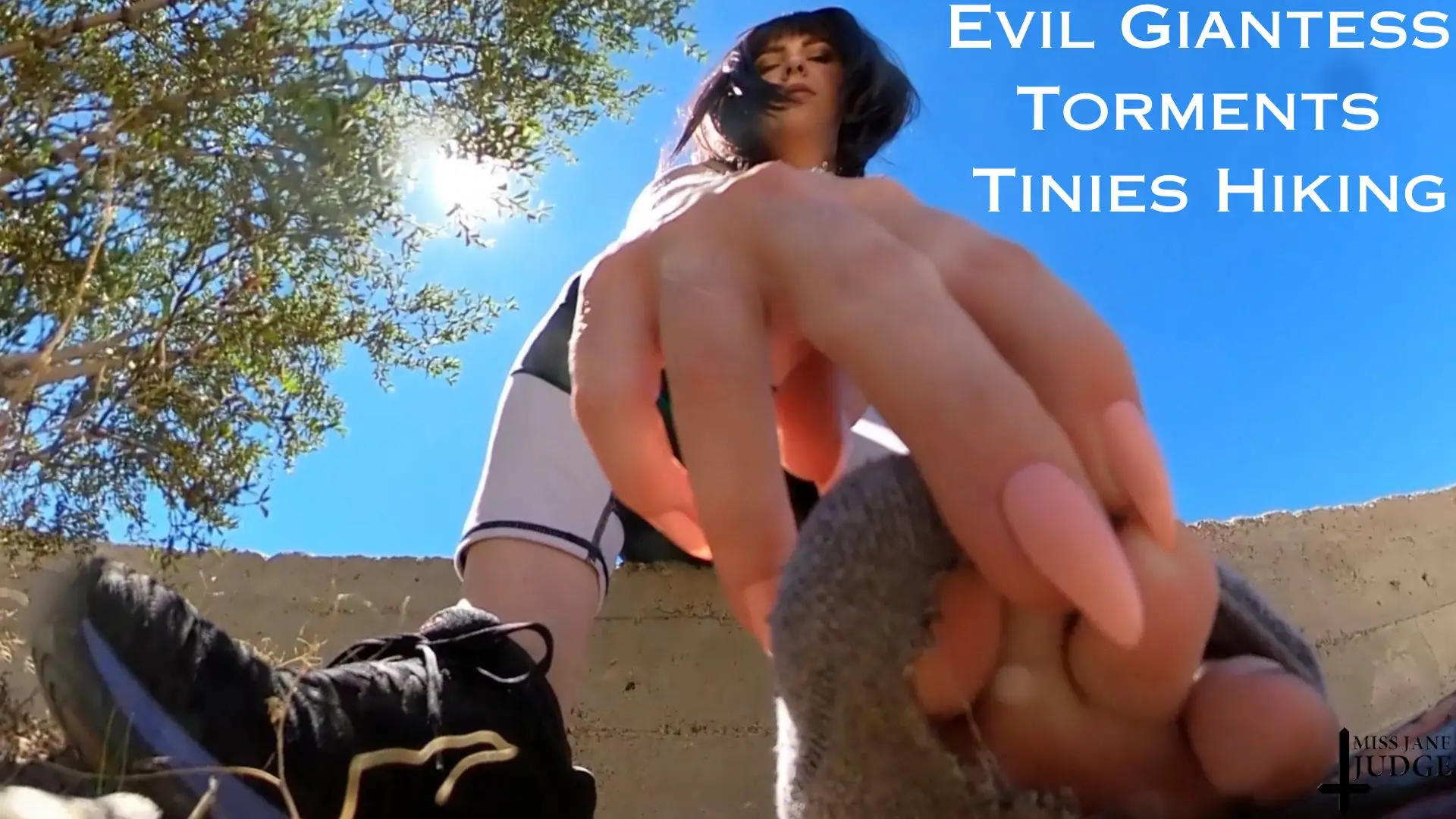 Free 8K VR adult video Giantess Hike: Encountering Unusual Obstacles