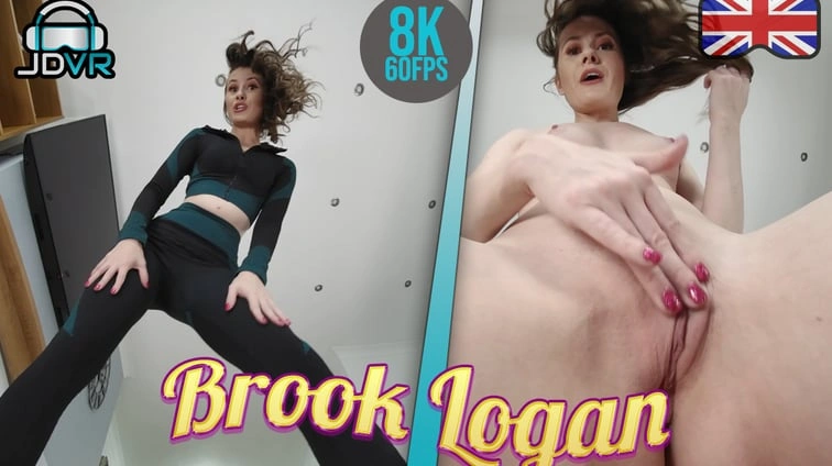 Free 8K VR adult video Facesitting For Shopping Brook Logan