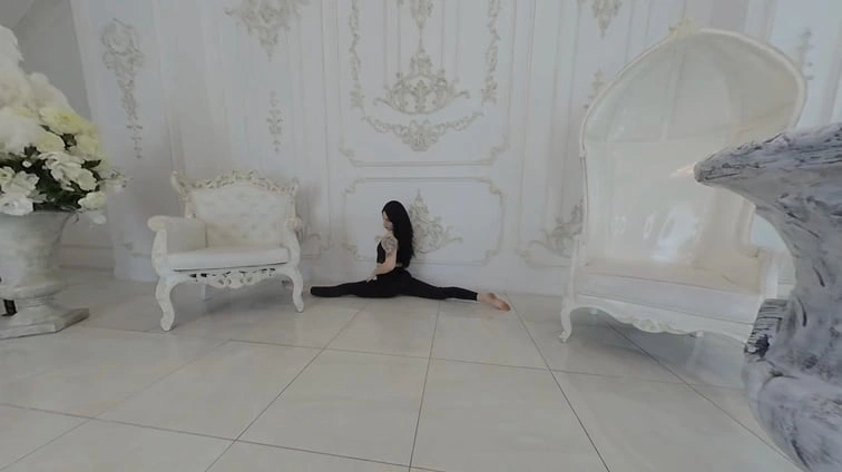 Free 8K VR adult video Flexy Nata