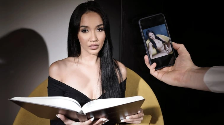 Free 8K VR adult video Hola Bitch