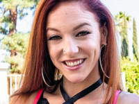 Luna Light VR Pornstar