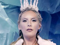 Mona Wales VR Pornstar