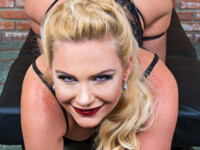 Phoenix Marie VR Pornstar
