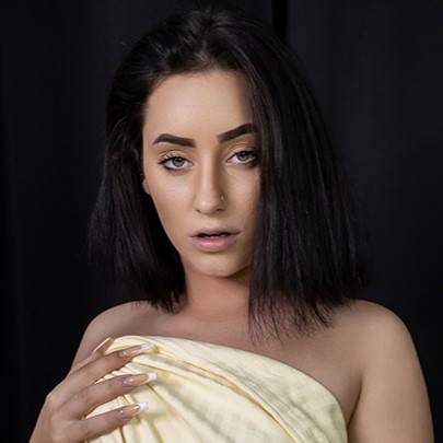 Olivia Hart Olivia Hart